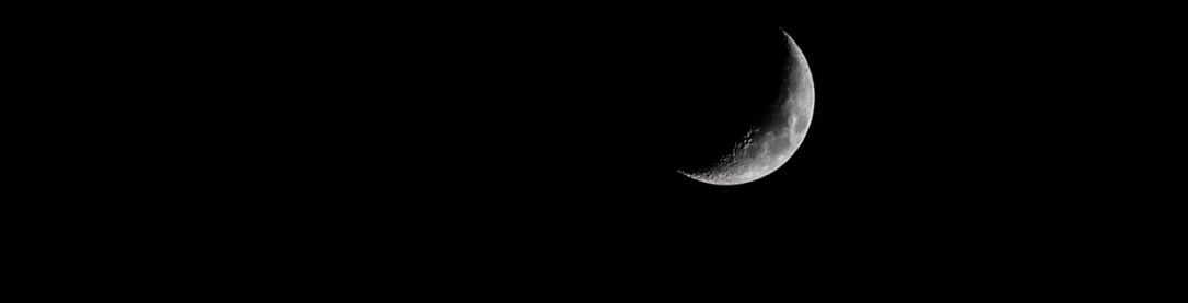 moon-1953635_1280